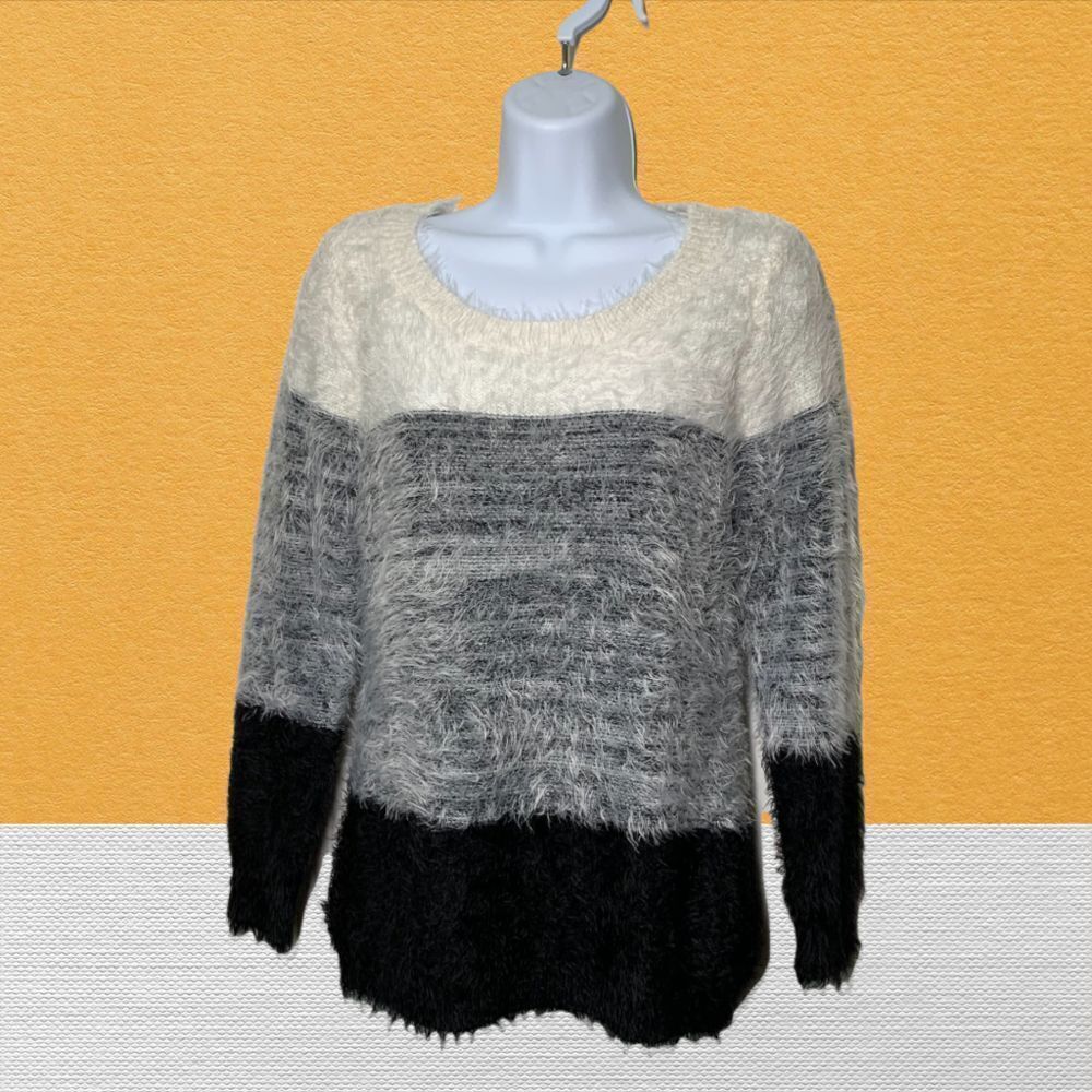 Elena Wang Soft Fuzzy Sweater Size XS